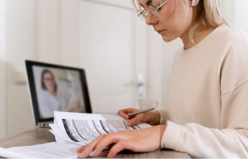 HR requesting additional information for incomplete FMLA certification during leave review process